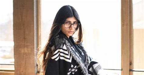 Mia Khalifa Nude Porn Collection (60 Photos)